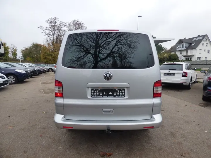 Volkswagen T5 Multivan
