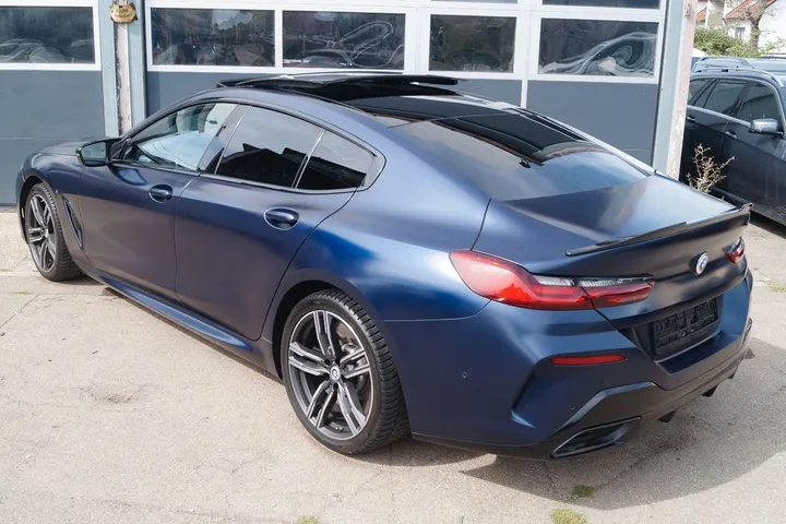 BMW M850
