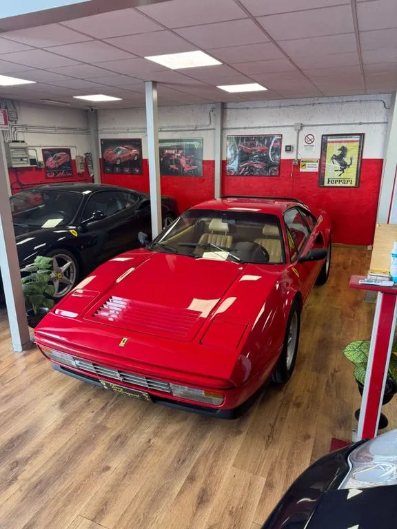 Ferrari 208