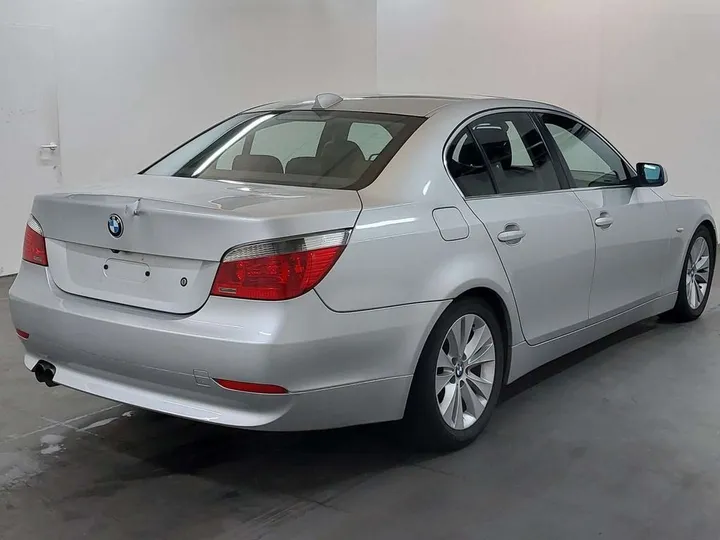 BMW 525