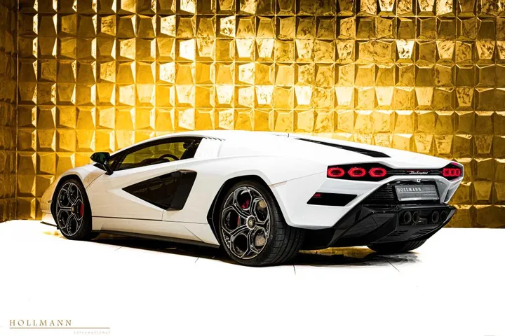 Lamborghini Countach