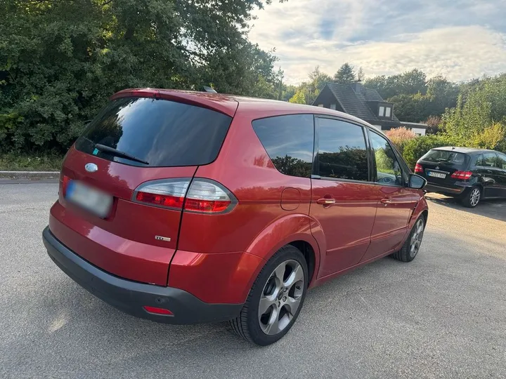 Ford S-Max