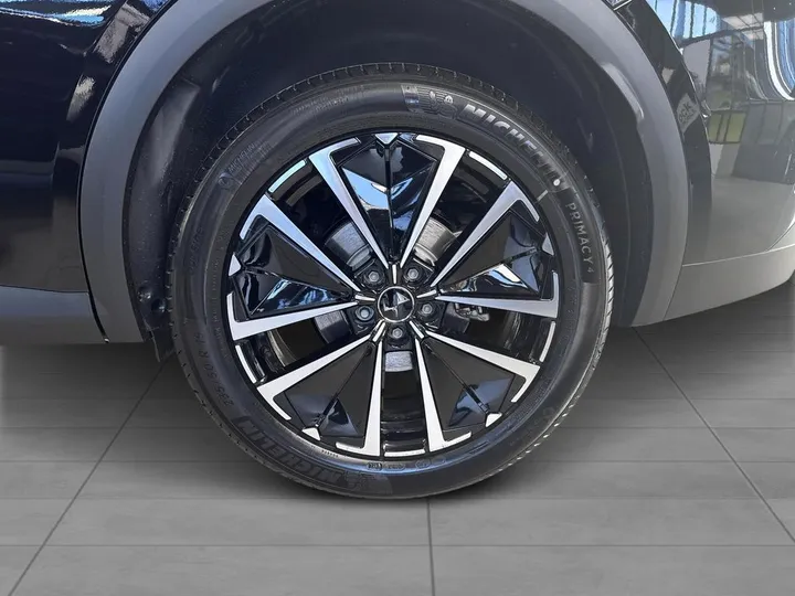 DS Automobiles DS7 (Crossback)