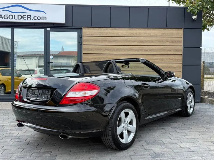 Mercedes-Benz SLK 200