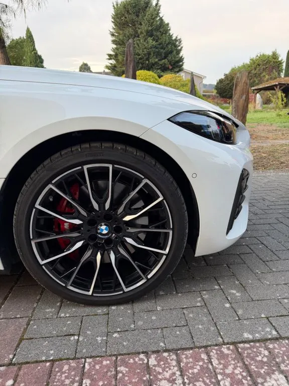 BMW i4