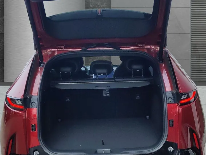 Mazda CX-6e