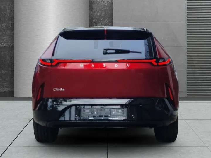Mazda CX-6e