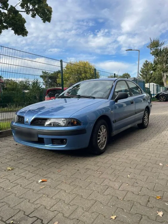 Mitsubishi Carisma