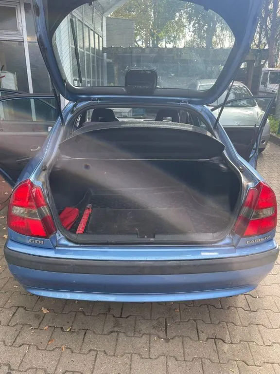 Mitsubishi Carisma