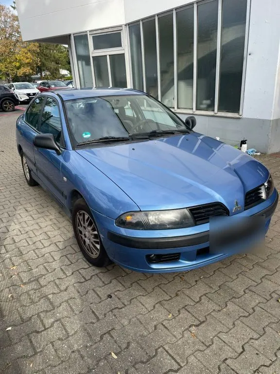 Mitsubishi Carisma