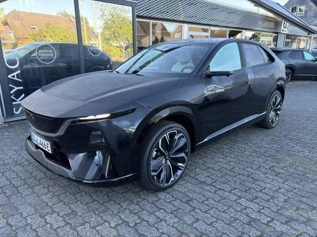 Mazda CX-6e