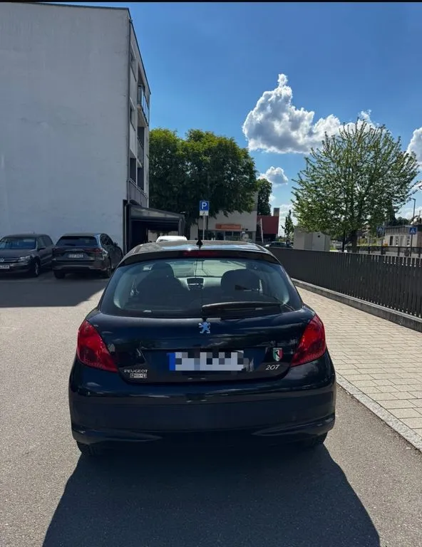 Peugeot 207