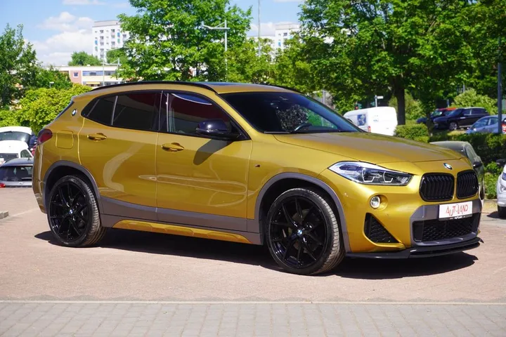 BMW X2