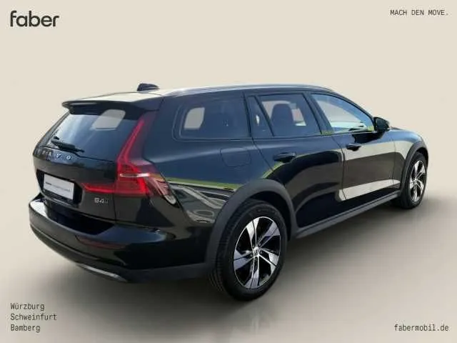 Volvo V60 Cross Country