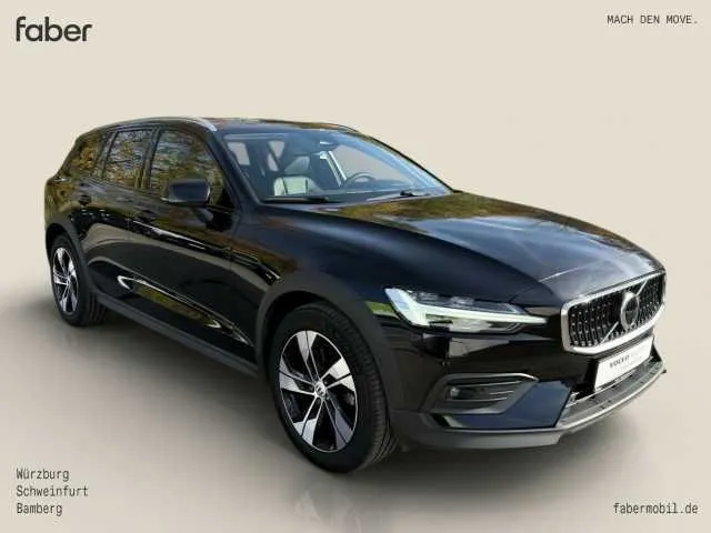 Volvo V60 Cross Country