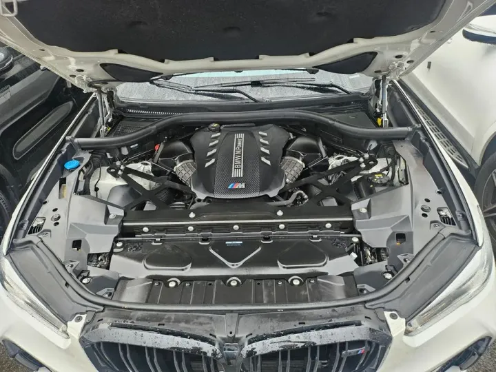 BMW X5M