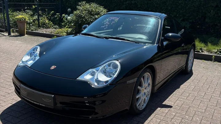 Porsche 996
