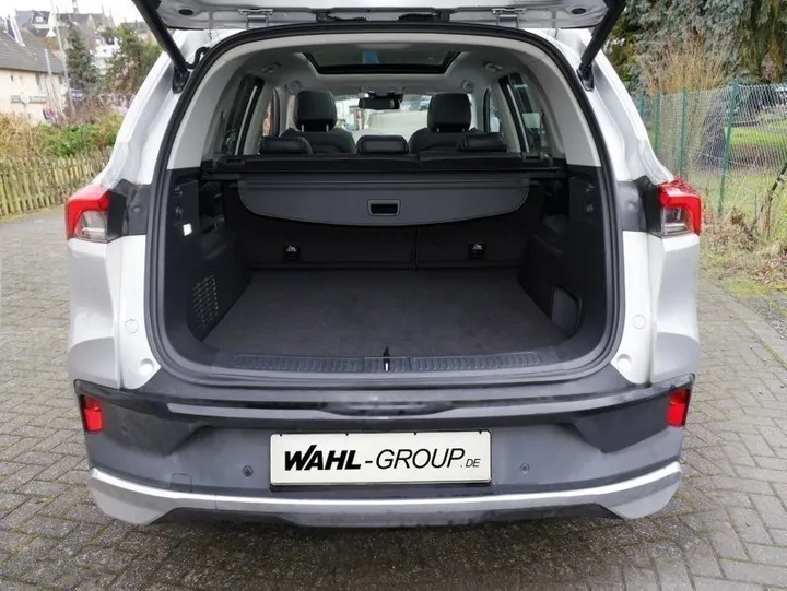 Maxus Euniq 6