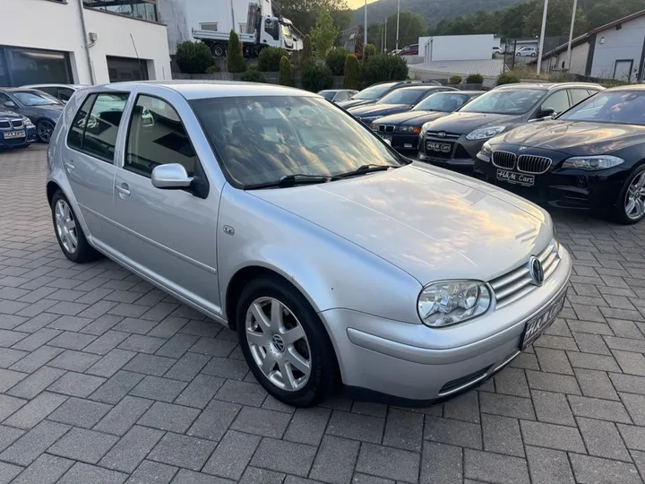 Volkswagen Golf