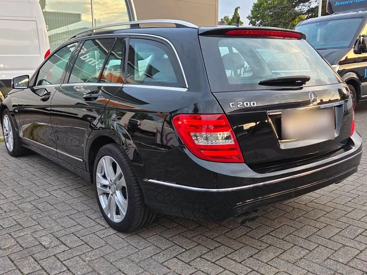 Mercedes-Benz C 200