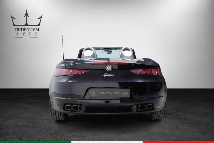 Alfa Romeo Spider