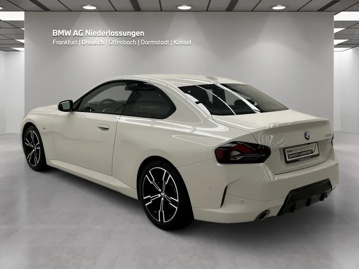 BMW 220