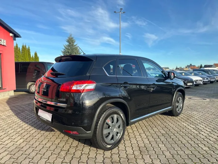 Peugeot 4008