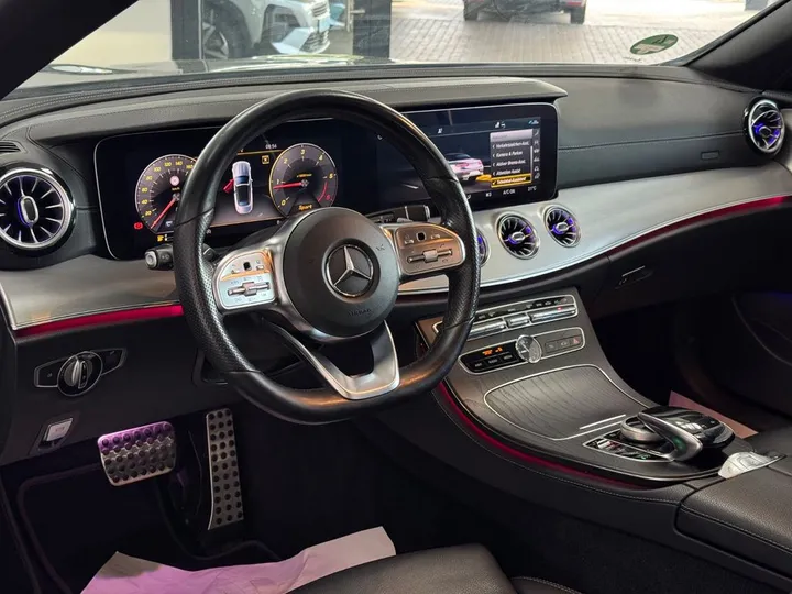 Mercedes-Benz E 220