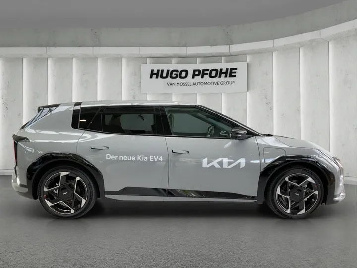 Kia EV4