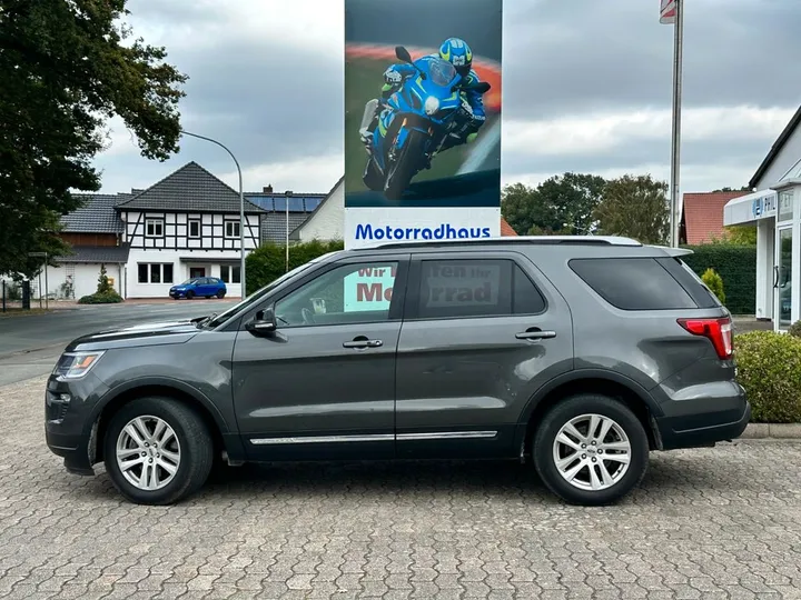 Ford Explorer