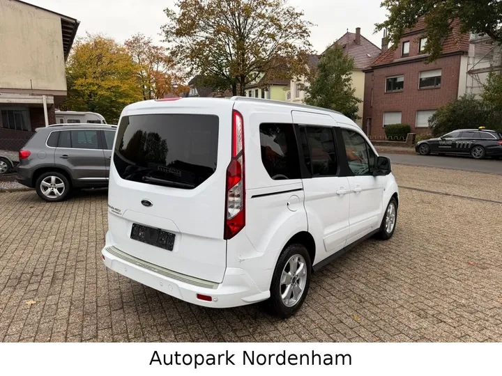 Ford Tourneo