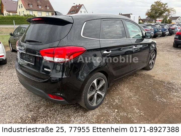 Kia Carens