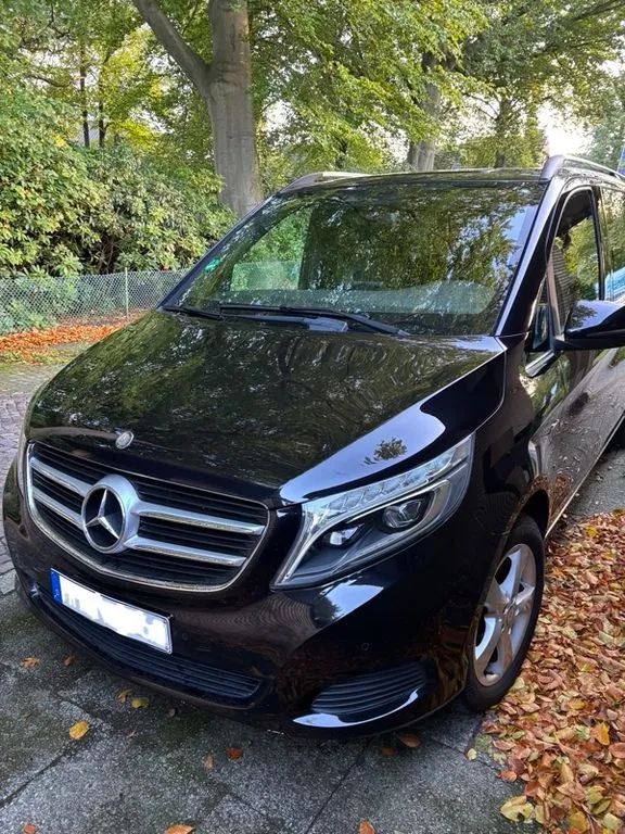Mercedes-Benz V 250