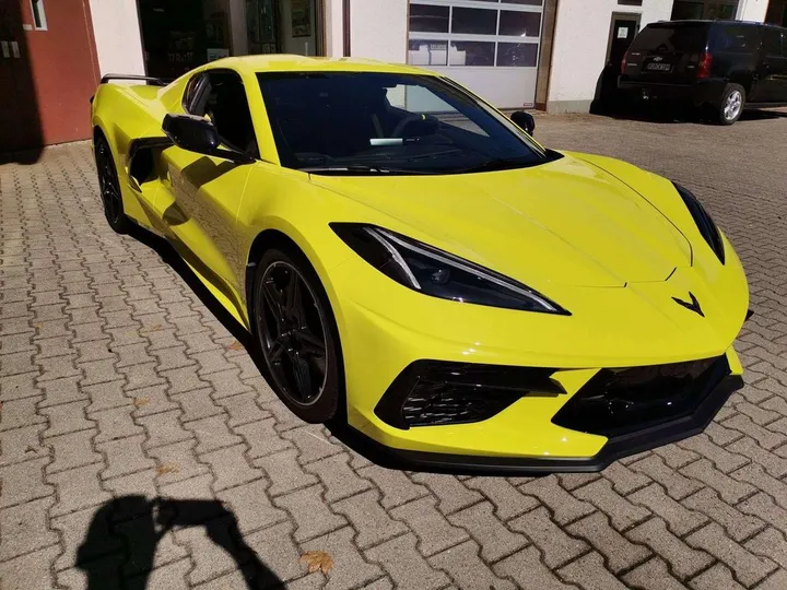Corvette C8