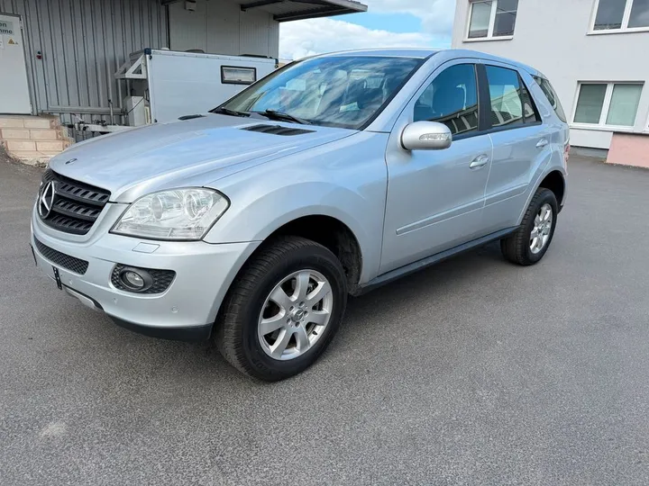 Mercedes-Benz ML 280