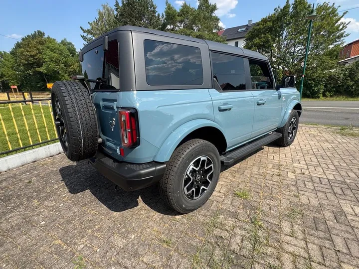Ford Bronco