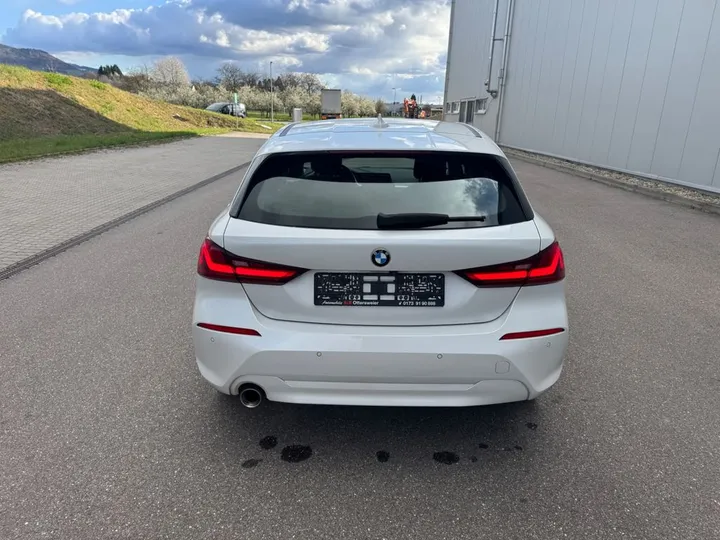 BMW 118