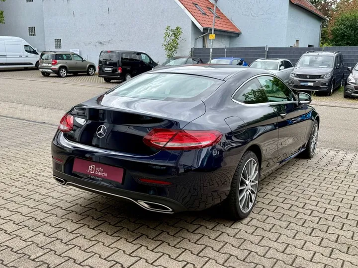 Mercedes-Benz C 400