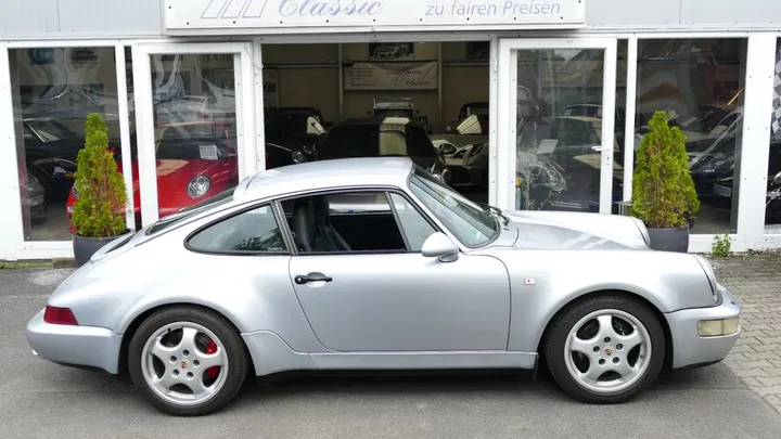 Porsche 964