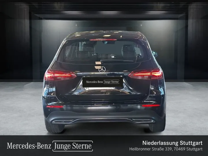 Mercedes-Benz B 200