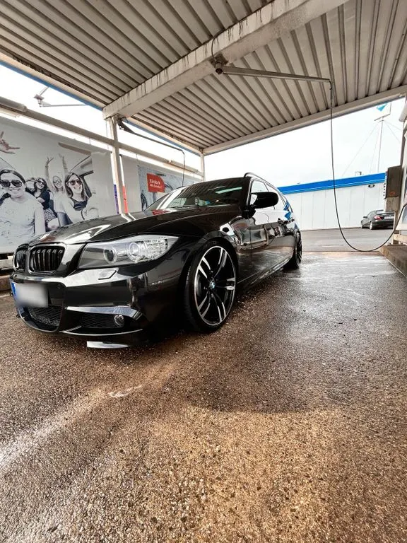 BMW 325