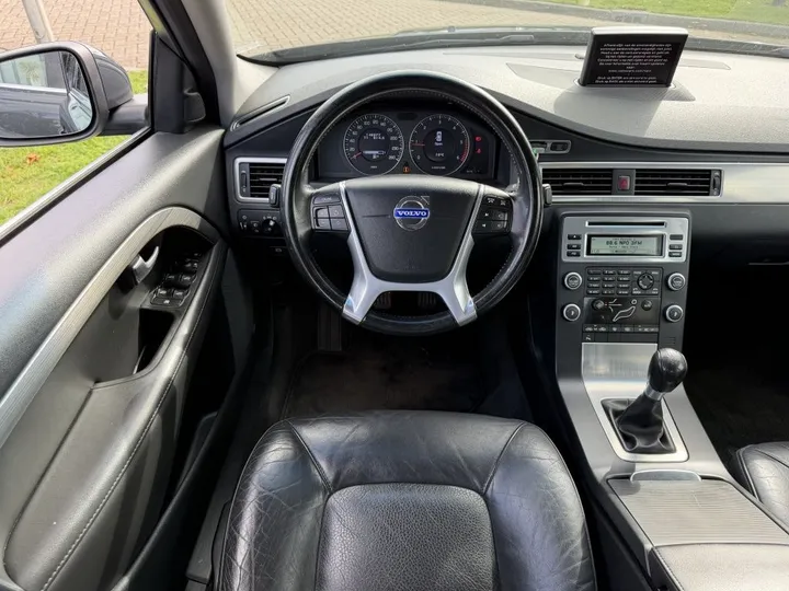 Volvo S80