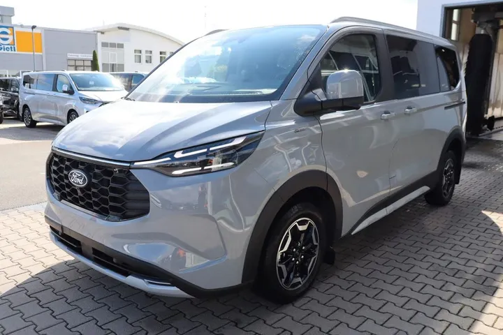 Ford Tourneo Custom