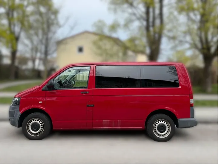 Volkswagen T5 Kombi