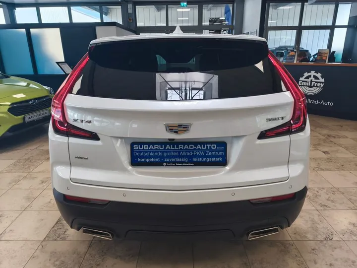Cadillac XT4