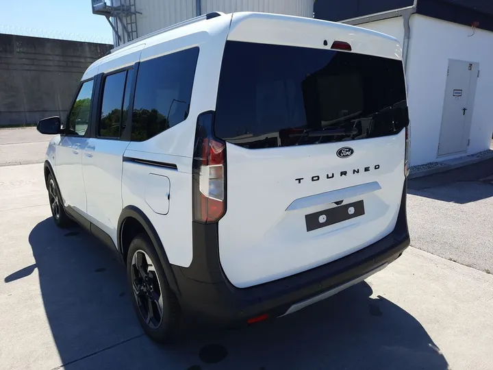 Ford Tourneo Courier