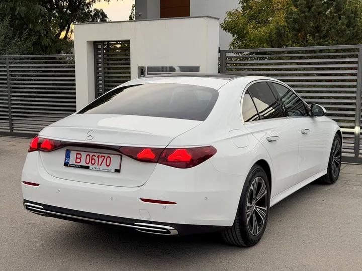 Mercedes-Benz E 200