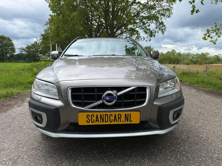Volvo XC70