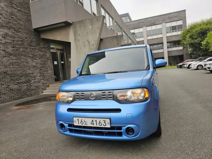 Nissan Cube