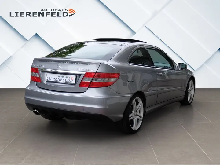 Mercedes-Benz CLC 200